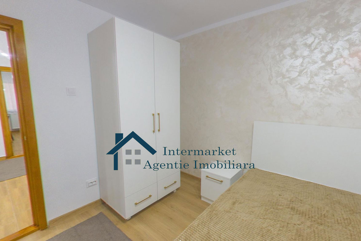 De vanzare apartament 3 camere