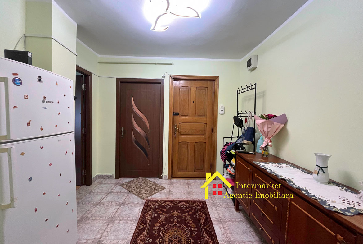 De inchiriat apartament 2 camere