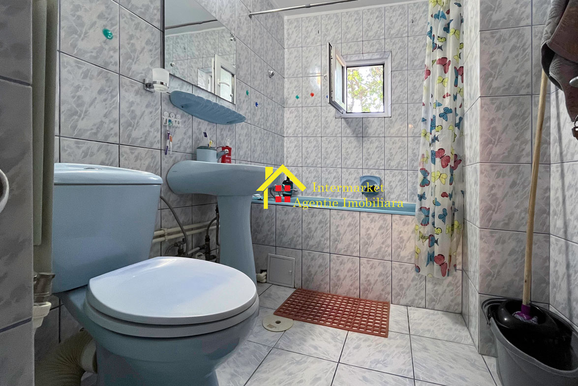 De inchiriat apartament 2 camere