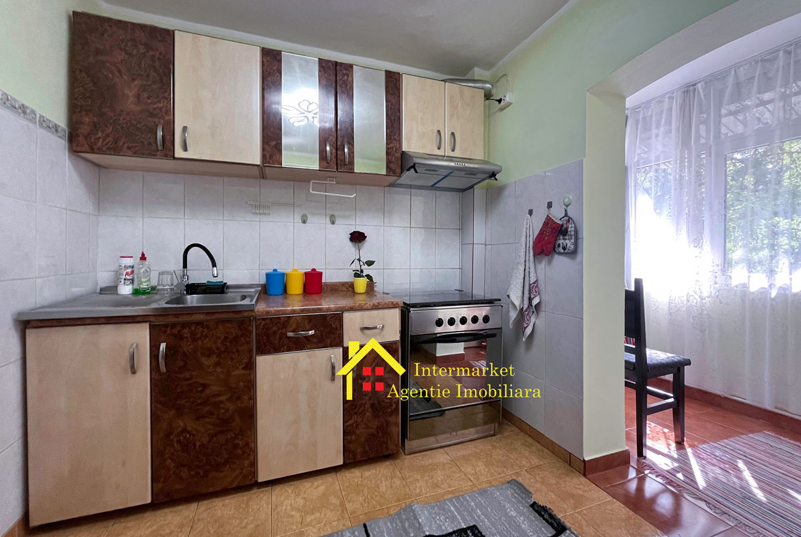 De inchiriat apartament 2 camere