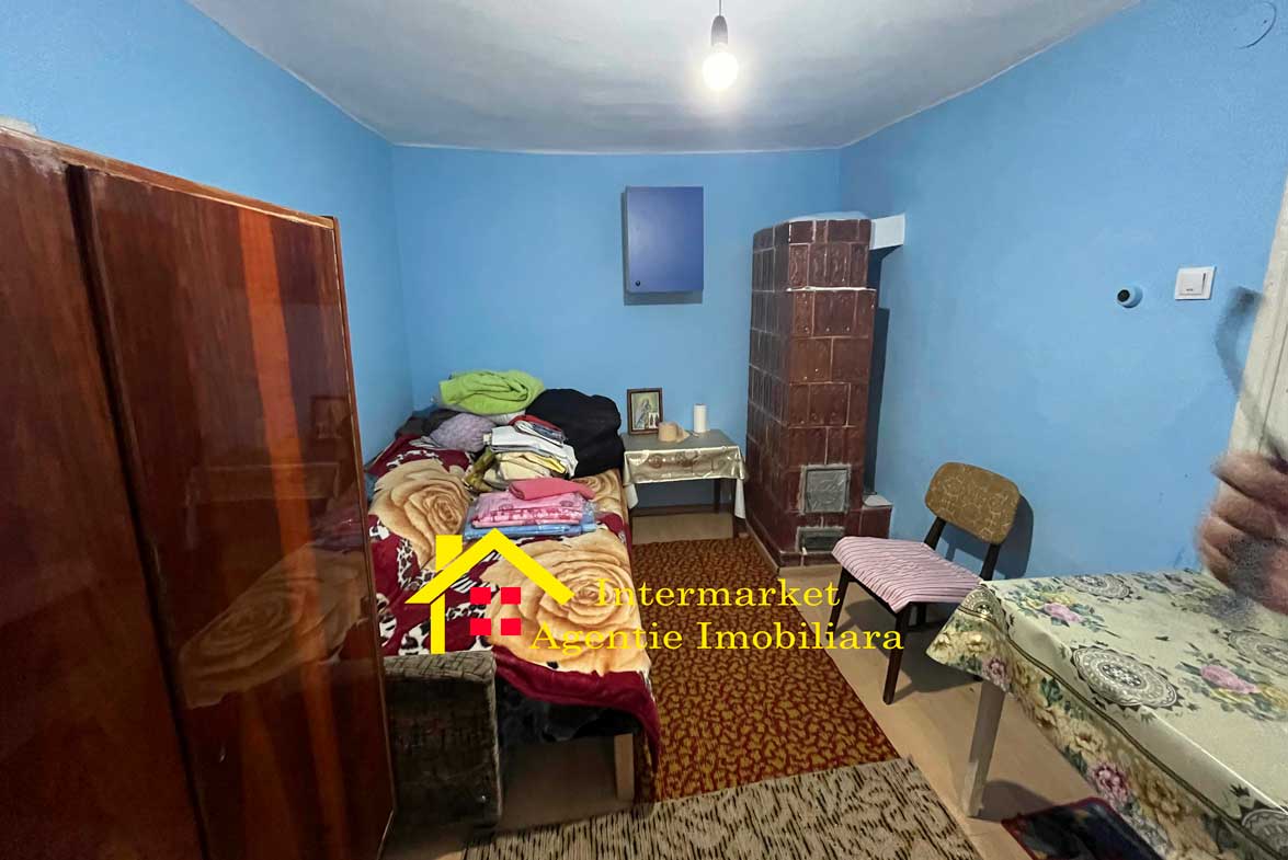 De vânzare – Casa cu curte zona Calea Nationala