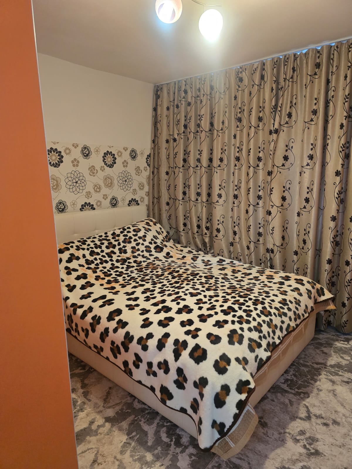 De vanzare apartament 2 camere Central