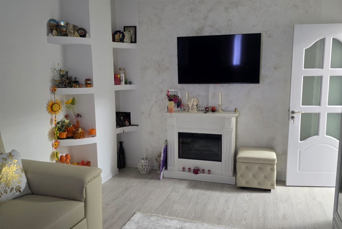 De vanzare apartament 2 camere Central