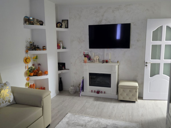 De vanzare apartament 2 camere Central